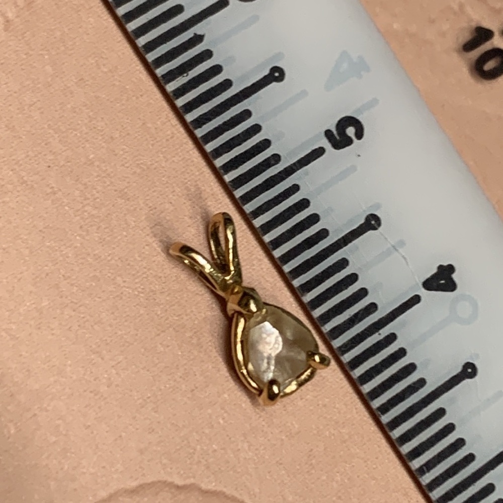 Grey Solid Gold Diamond Pendant - image 5